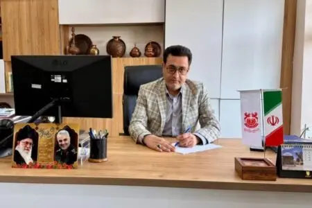 مدیران ارشد شرکت ملی مس از روند درمان مصدومان سانحه جاده سرچشمه / استقرار تیم امور درمان مجتمع در بیمارستان
